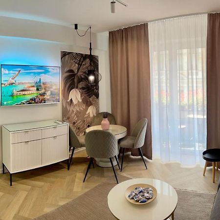 Jeny Boutique Apartment Târgu-Mureş Εξωτερικό φωτογραφία